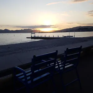 Apartment ++++ Renovated Cosy 50m2 Sunny Flat / Balcony / Close To Beach And To The Palais Des Festivals ++++, Cannes